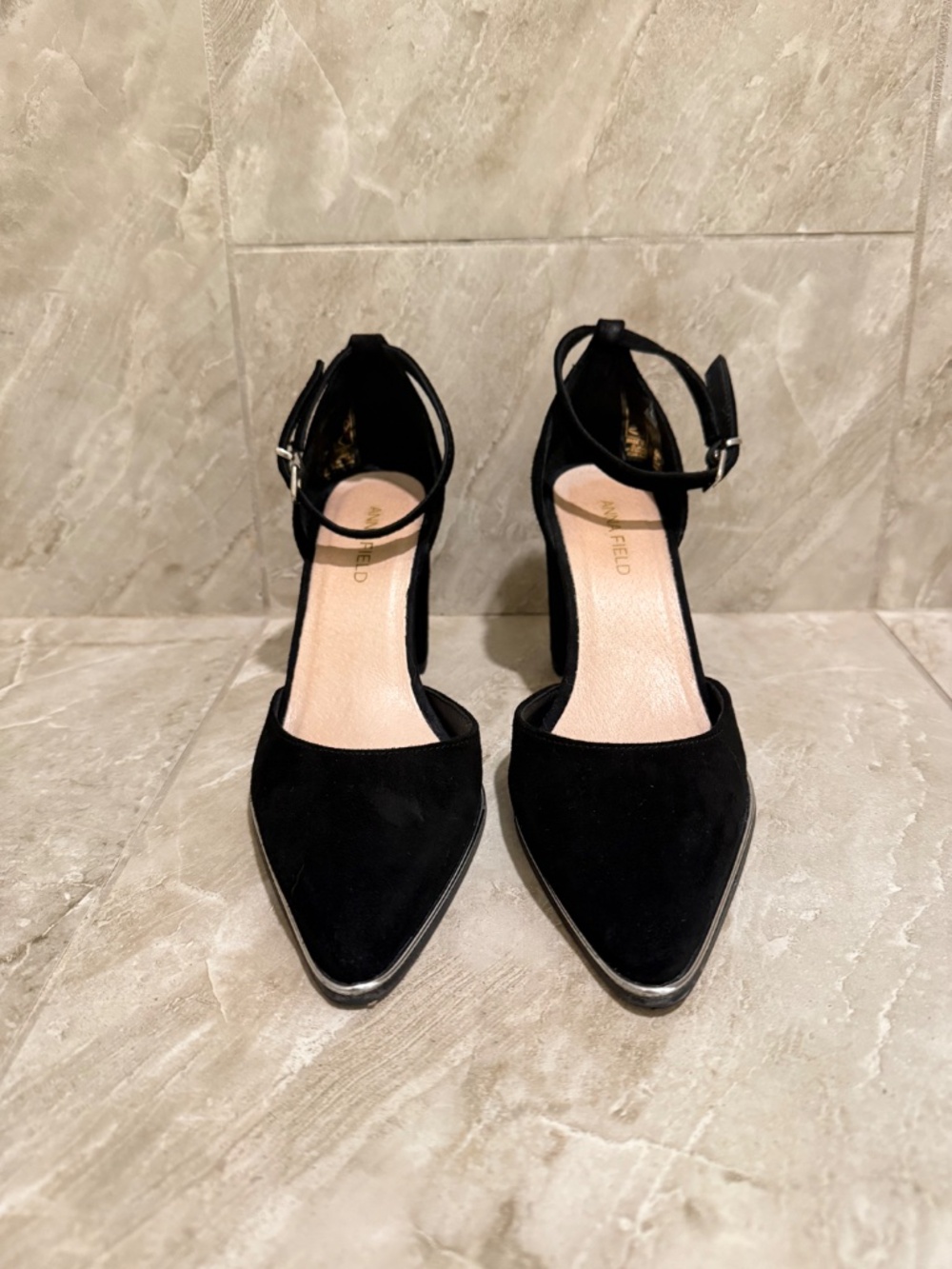 Anna Field Pumps - Picture 2 of 6